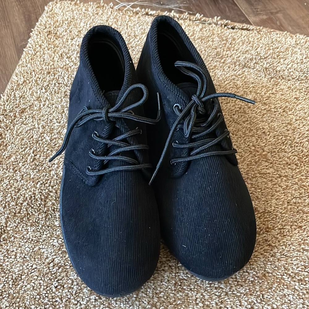 Black Corduroy Lace-Up Bootie 8W